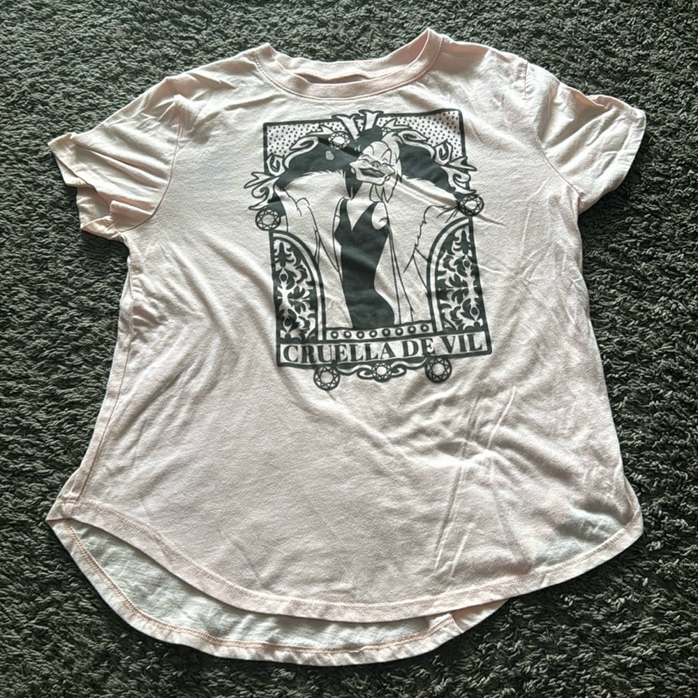 Pink kids, large Disney shirt